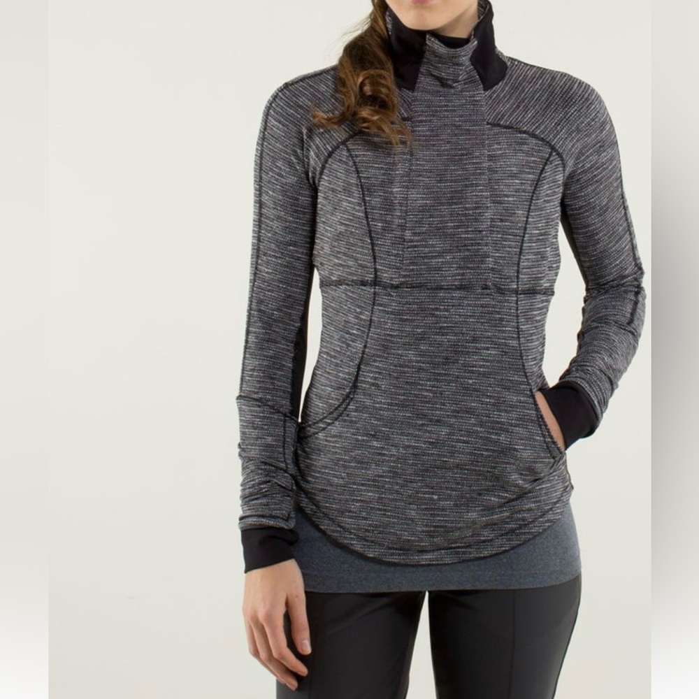 Lululemon Base Runner 1/2 zip coco pique Gray and Black Athletic Pullover